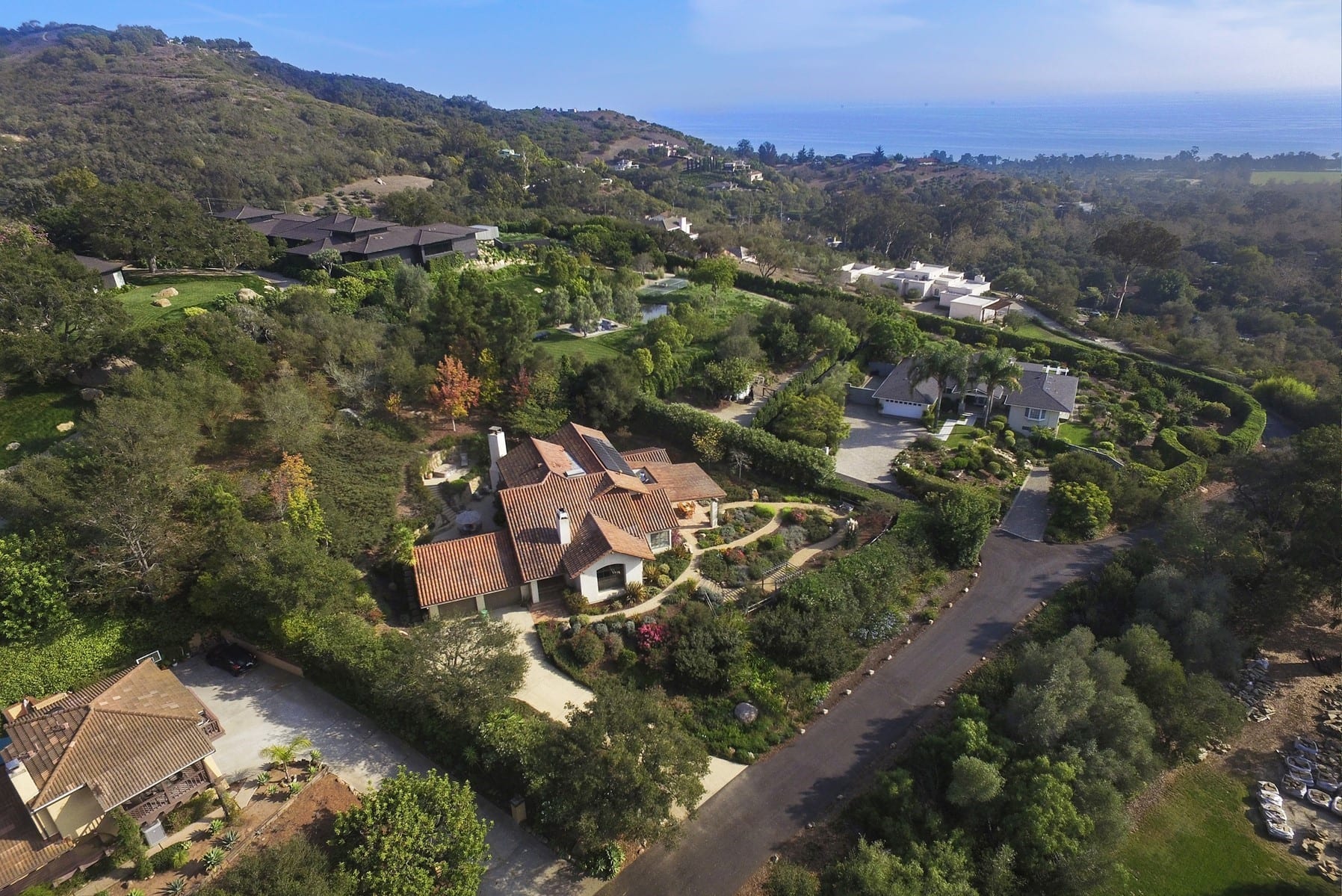 2939 East Valley Rd photo 29