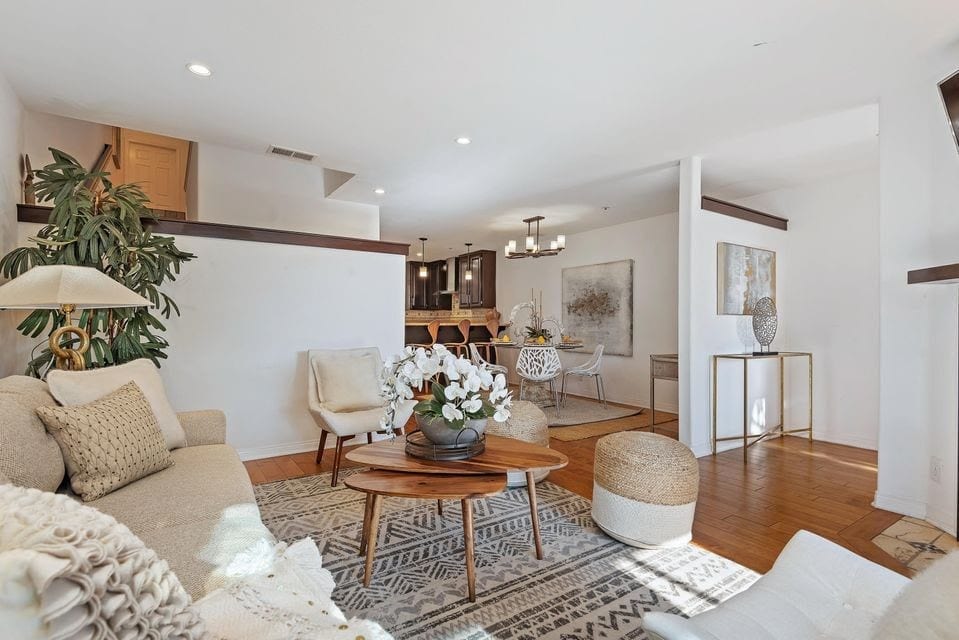 4258 Carpinteria Ave #3 photo 3