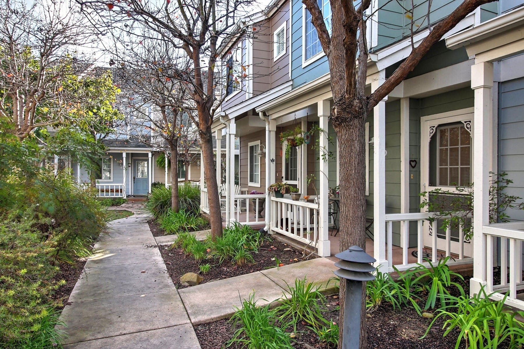 4692 Carpinteria Ave #10 photo 2