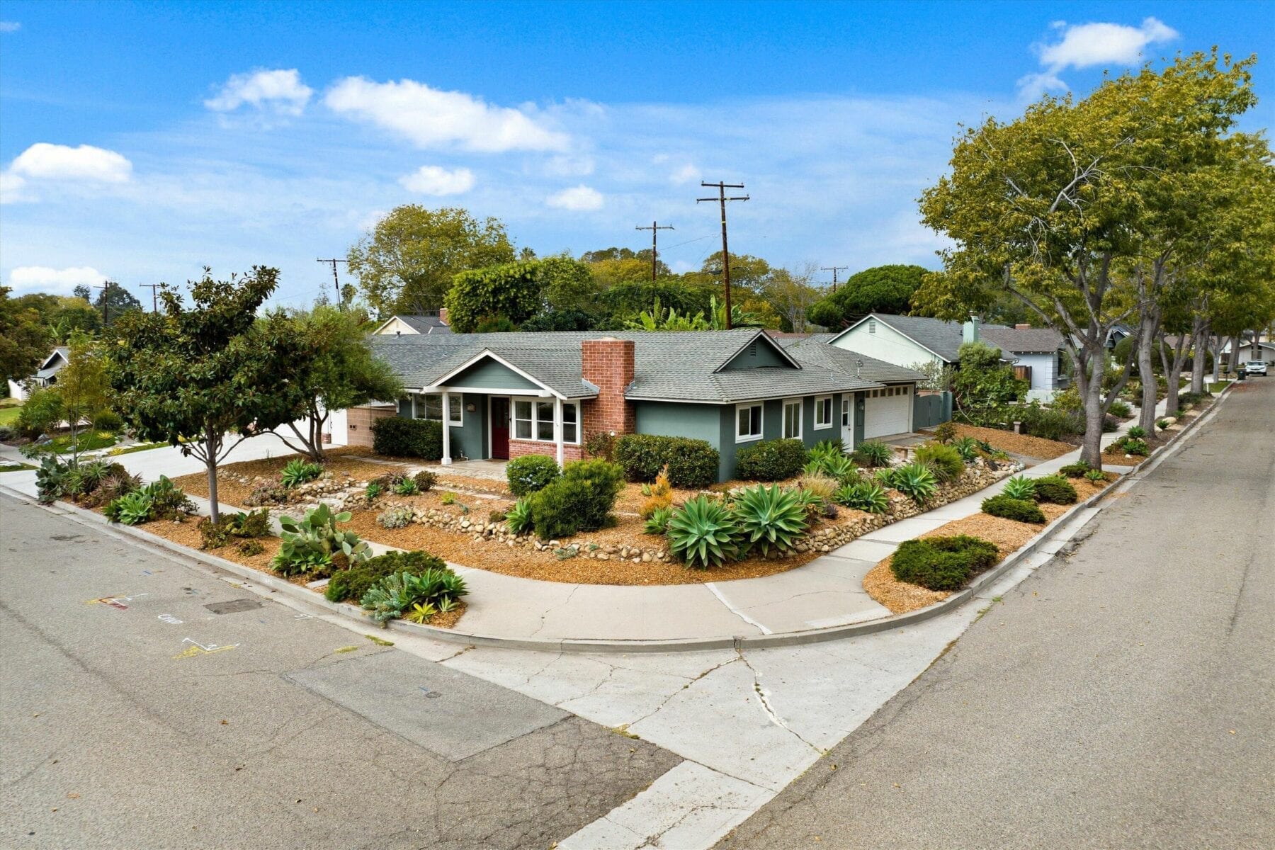 5688 Fiesta Drive photo 1