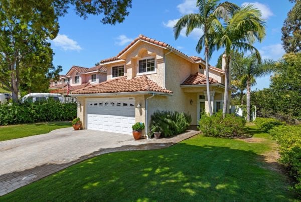 2393 Iroquois Lane